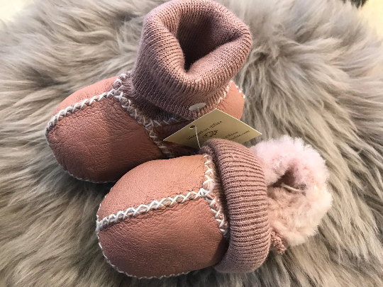 Sheepskin Baby Booties - Pink