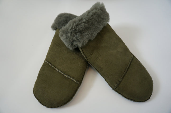 Ladies Sheepskin Mittens - Dark Green