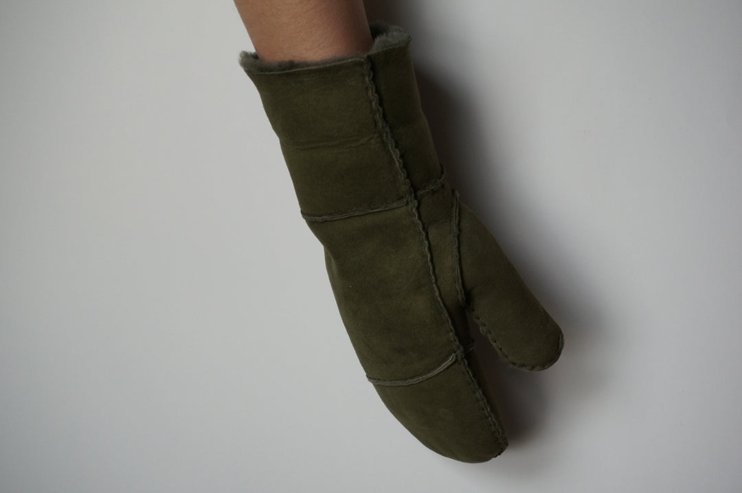 Ladies Sheepskin Mittens - Dark Green