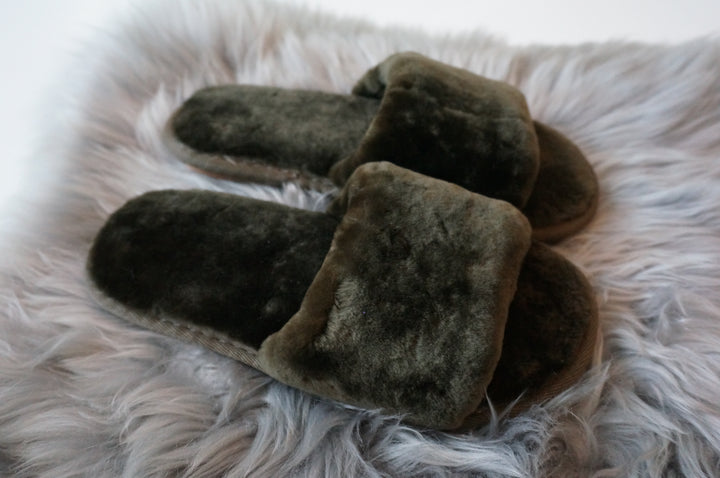 Sheared Sheepskin Slippers - Dark Green