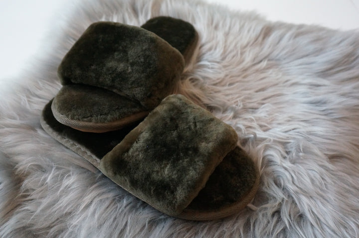 Sheared Sheepskin Slippers - Dark Green