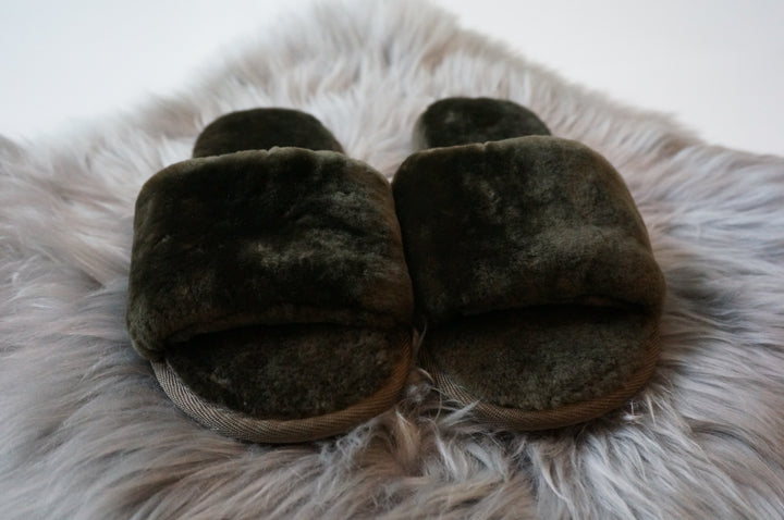 Sheared Sheepskin Slippers - Dark Green