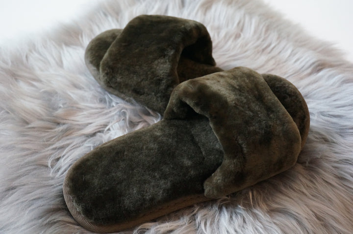 Sheared Sheepskin Slippers - Dark Green