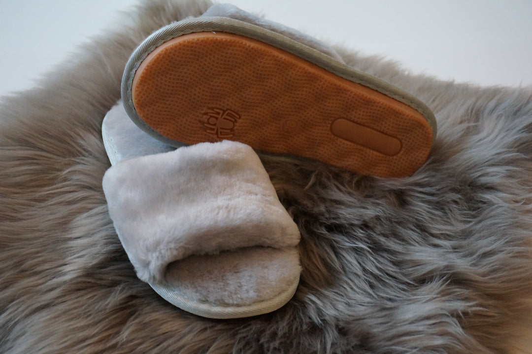 Sheared Sheepskin Slippers - White Grey