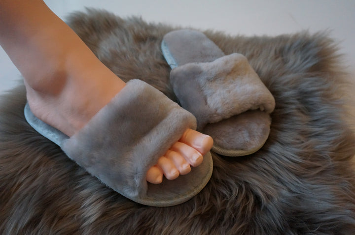 Sheared Sheepskin Slippers - White Grey