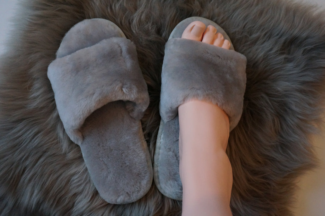 Sheared Sheepskin Slippers - White Grey