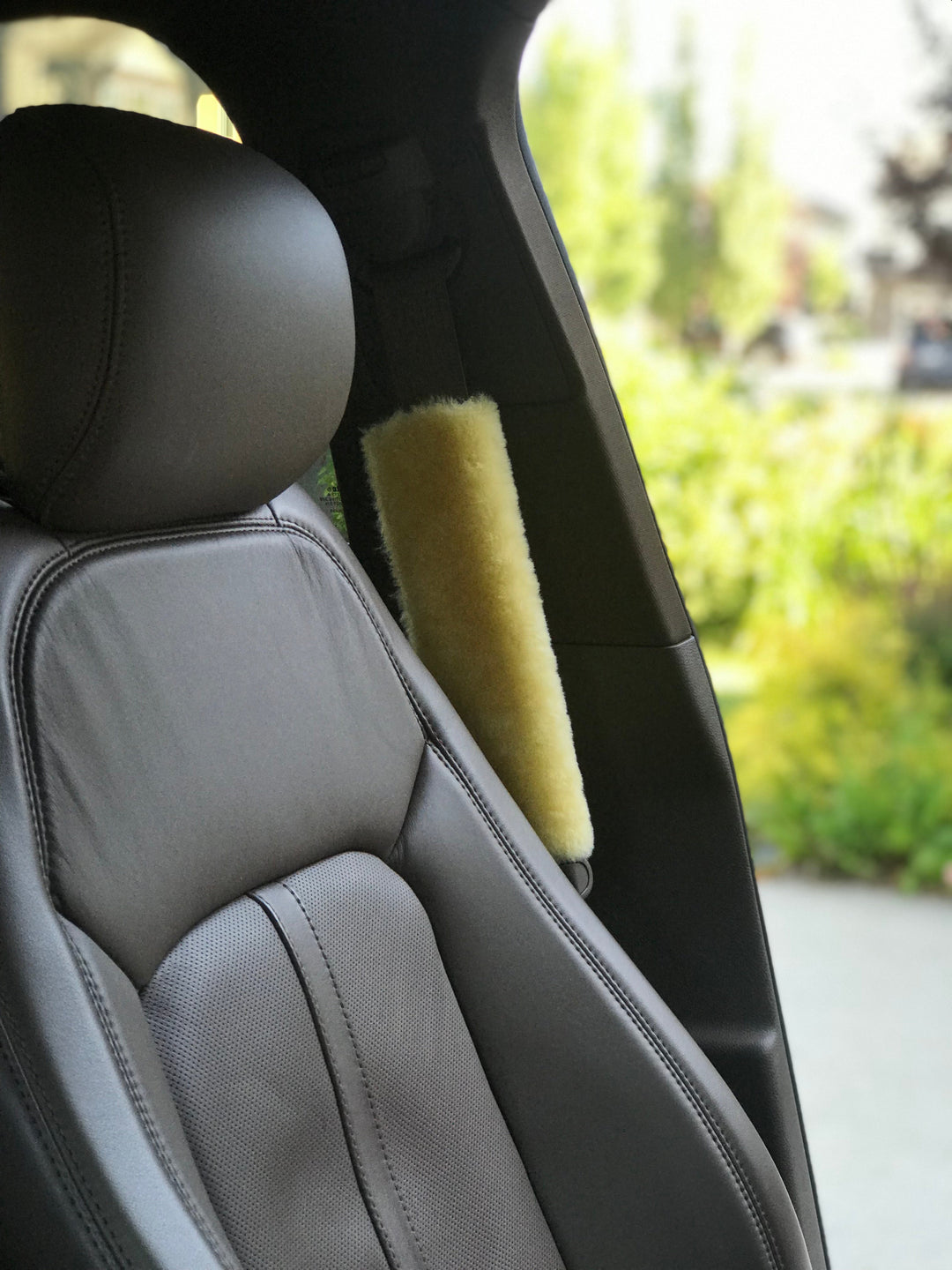 Sheepskin Seat Belt Cover